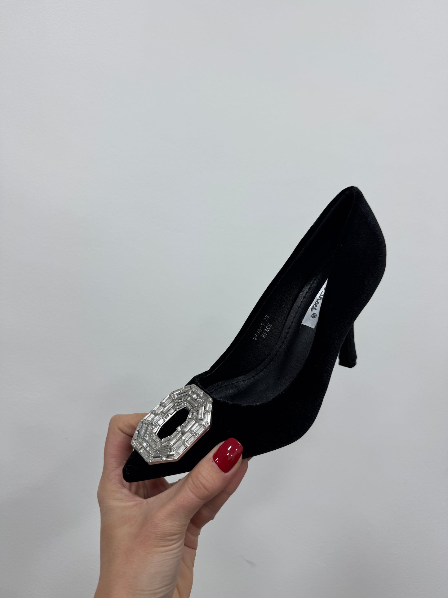 Décolleté Elegance Black