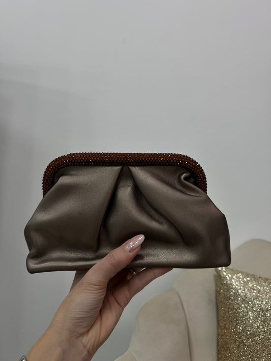 Pouch Shine