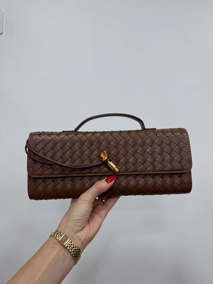 Clutch Bottega