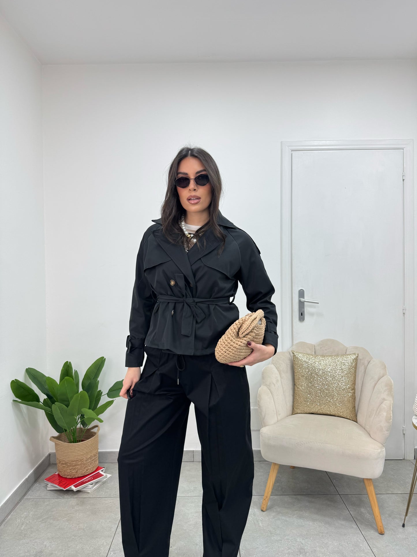 Trench Corto Nero